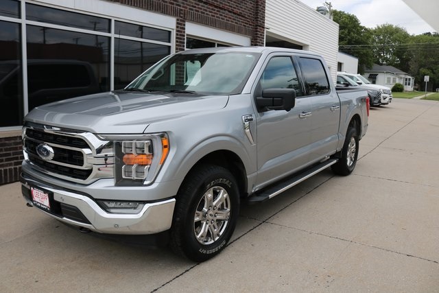 2022 Ford F-150 XLT photo 2