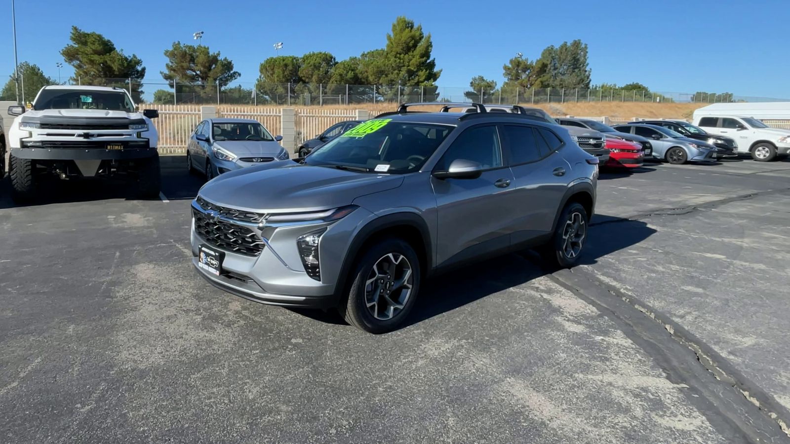 2025 Chevrolet Trax LT photo 36
