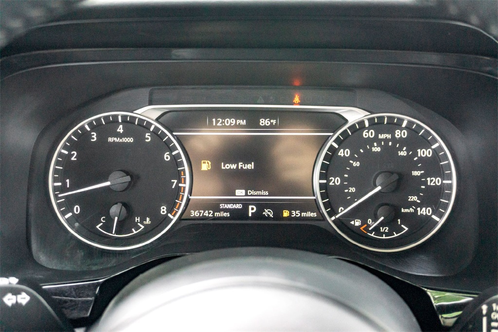 2024 Nissan Pathfinder SV photo 21