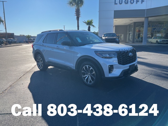 2026 Ford Explorer ST-LINE's photo