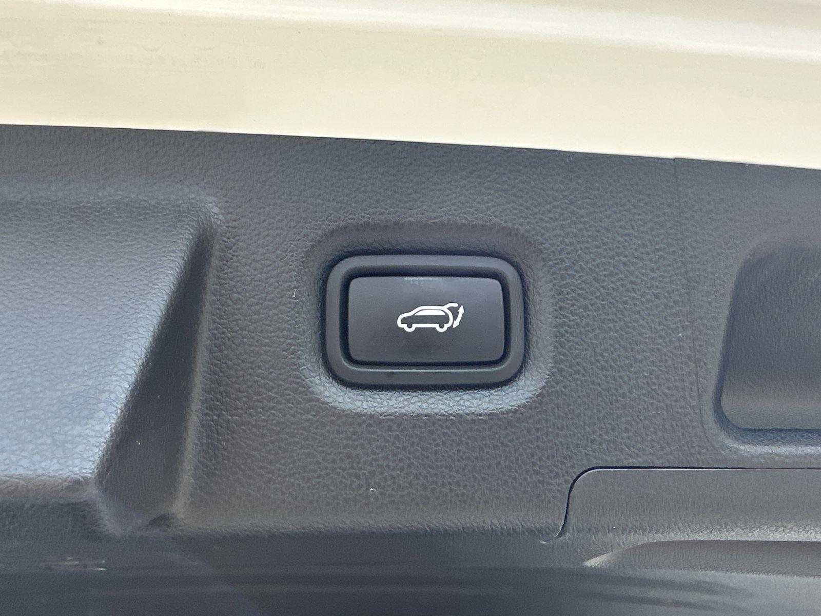 2022 Hyundai Santa Fe Limited photo 31