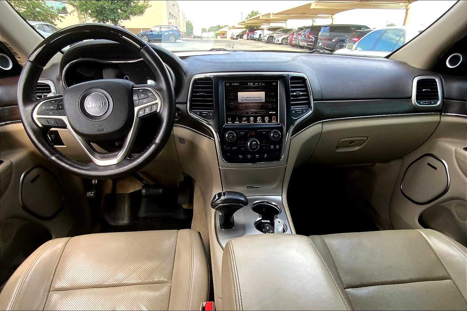 2015 Jeep Grand Cherokee Overland photo 11