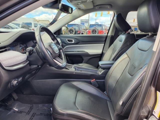 2022 Jeep Compass Latitude Lux photo 4