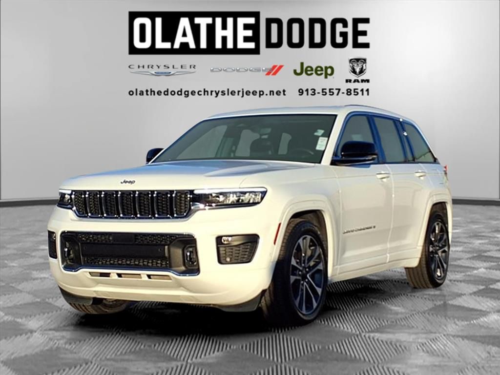 2022 Jeep Grand Cherokee Overland's photo