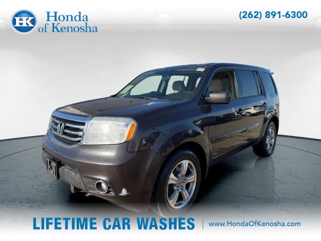 2014 Honda Pilot EX's photo