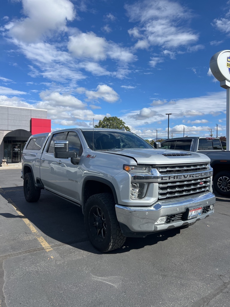 2020 Chevrolet Silverado 2500HD LTZ photo 2