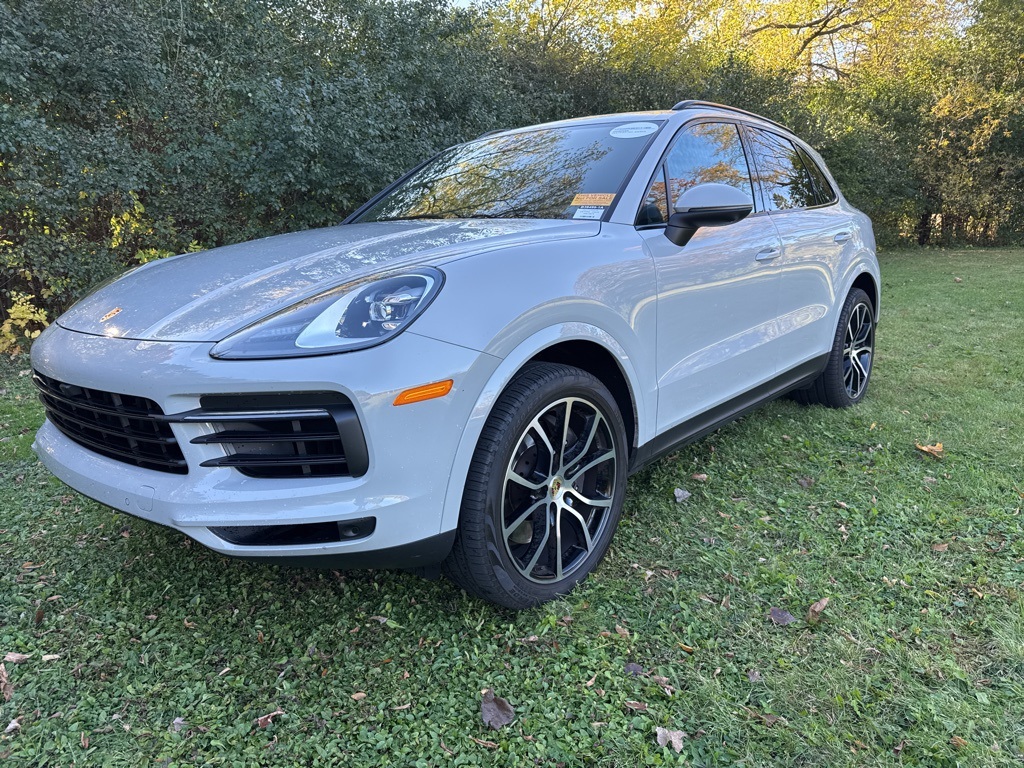 2023 Porsche Cayenne Base