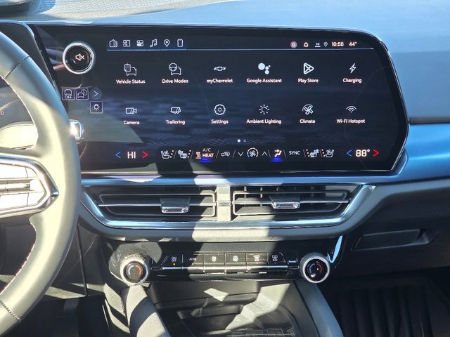 2026 Chevrolet Equinox EV 1LT photo 3