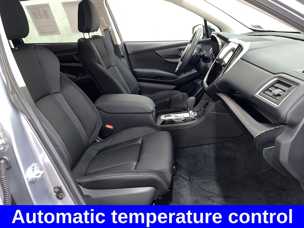 2025 Subaru Ascent Premium photo 9