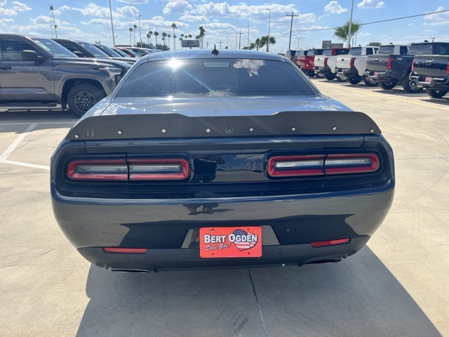 2018 Dodge Challenger SRT8 392 photo 5