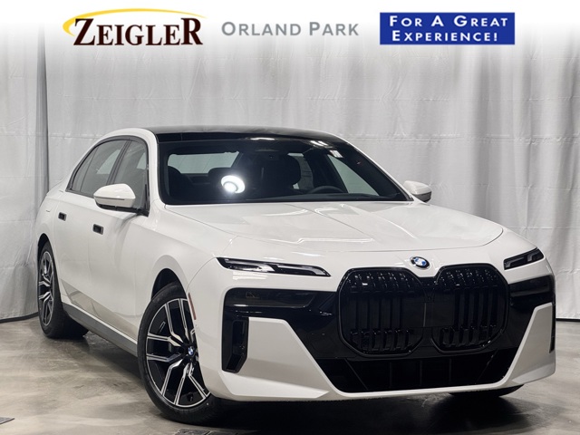 2026 BMW 7 Series 740i's photo