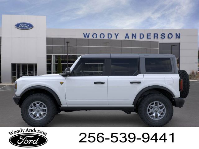 2025 Ford Bronco Badlands photo 3
