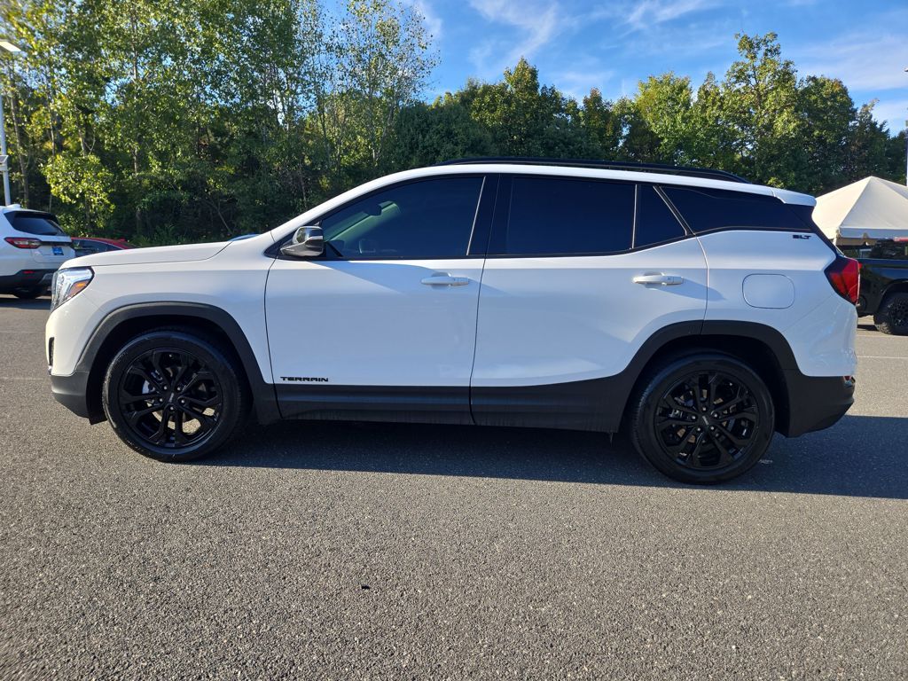 2021 Gmc Terrain SLT photo 2