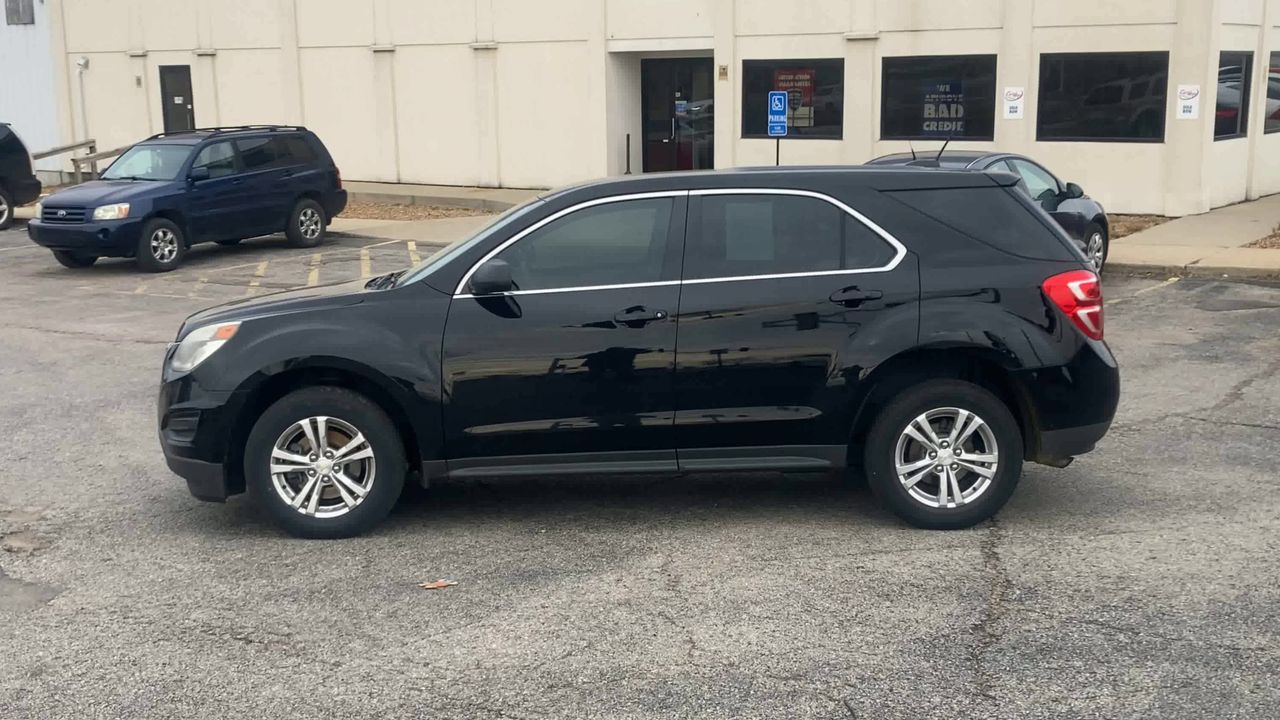 2016 Chevrolet Equinox LS photo 4