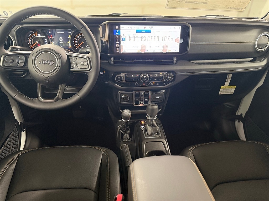 2025 Jeep Gladiator Texas Trail photo 2