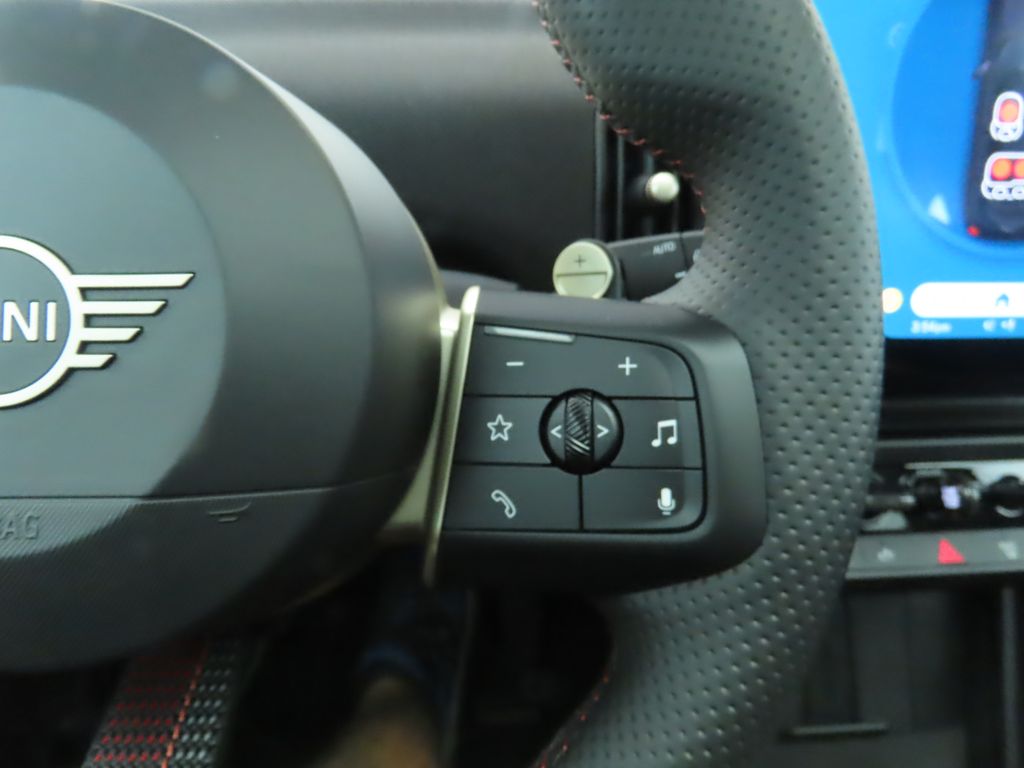 2025 Mini Cooper 4 Door Hardtop S Iconic photo 7