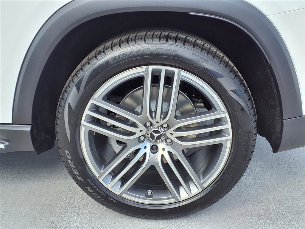 2026 Mercedes Benz GLS 450 4MATIC photo 22