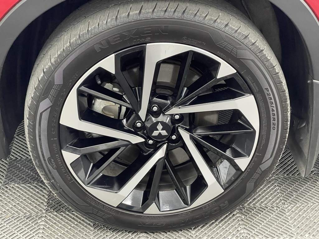 2023 Mitsubishi Outlander PHEV SEL photo 17