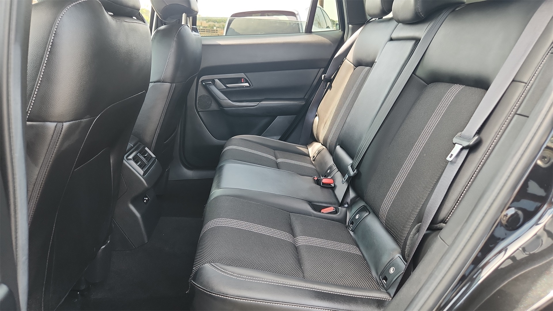 2024 Mazda CX-50 2.5 S Preferred photo 22
