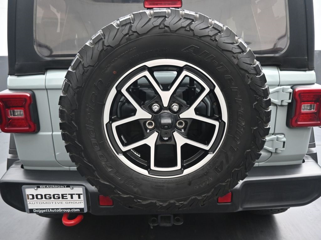 2024 Jeep Wrangler Rubicon photo 15