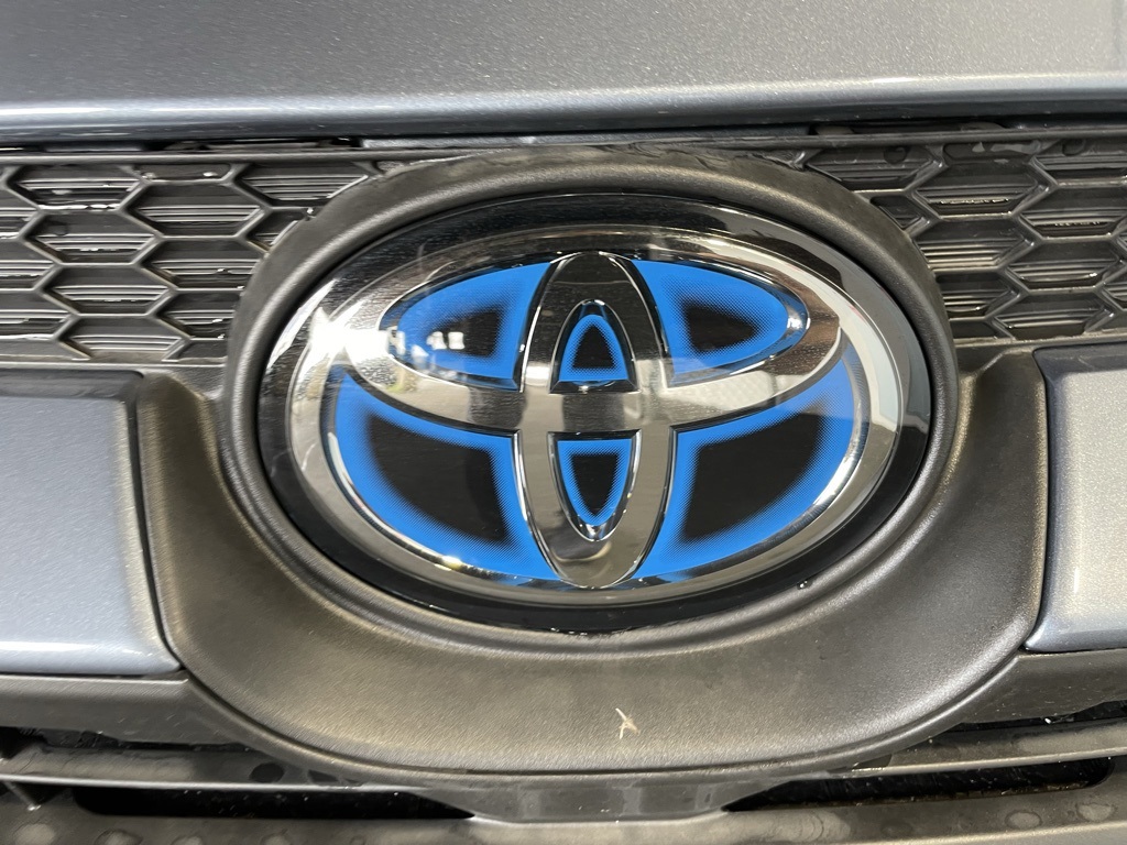 2024 Toyota Corolla Hybrid LE photo 11
