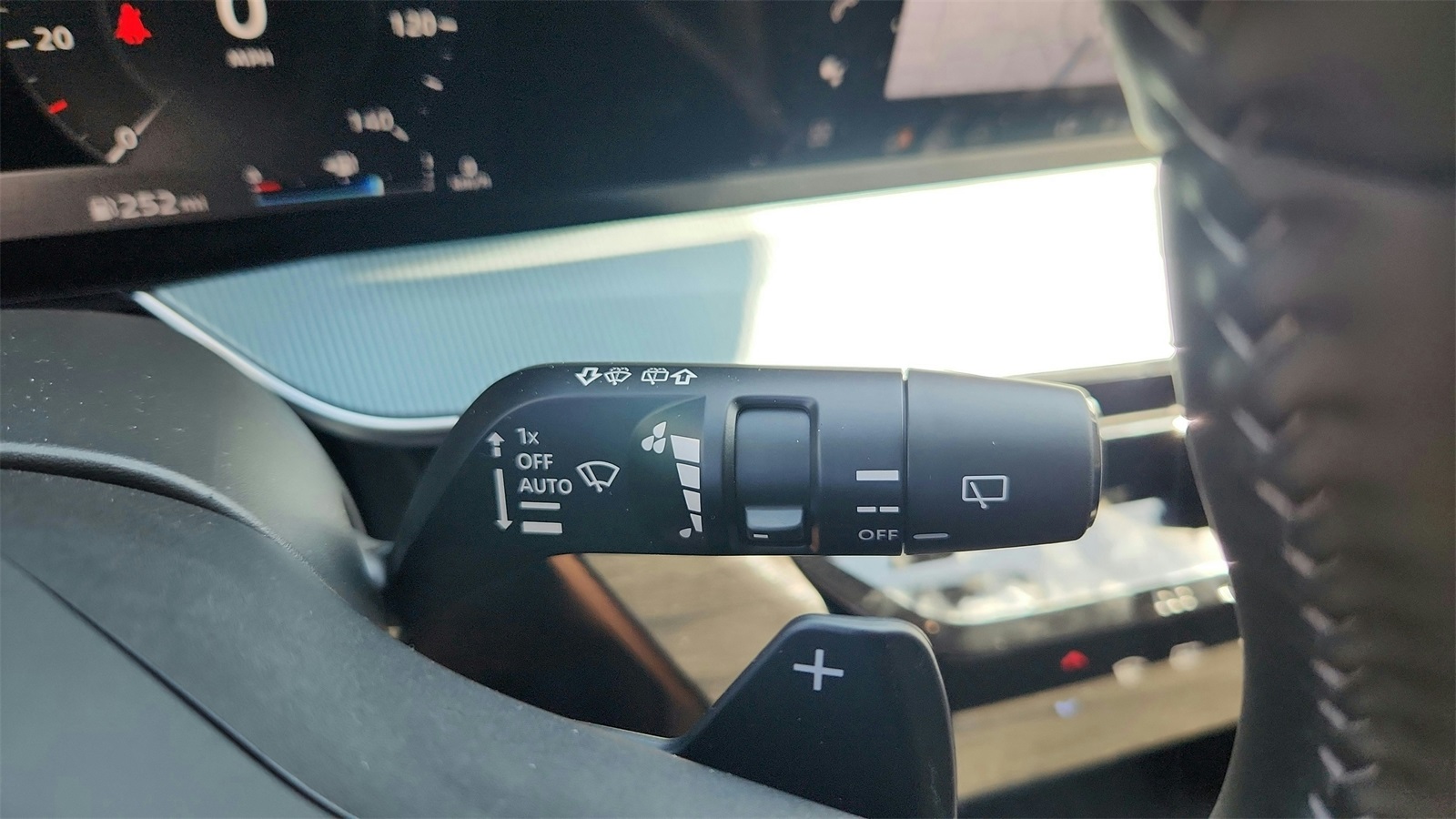 2025 Nissan Murano Platinum photo 26