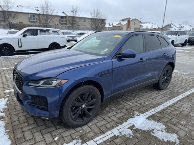 2022 Jaguar F-Pace S's photo