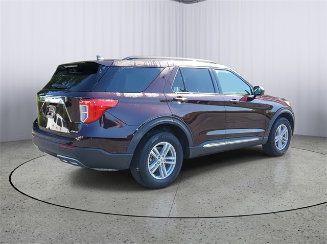 2023 Ford Explorer XLT photo 4