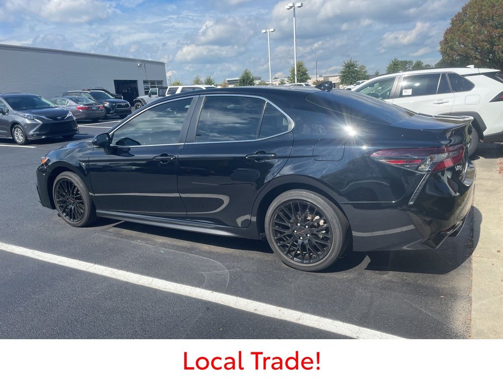 2023 Toyota Camry SE photo 3