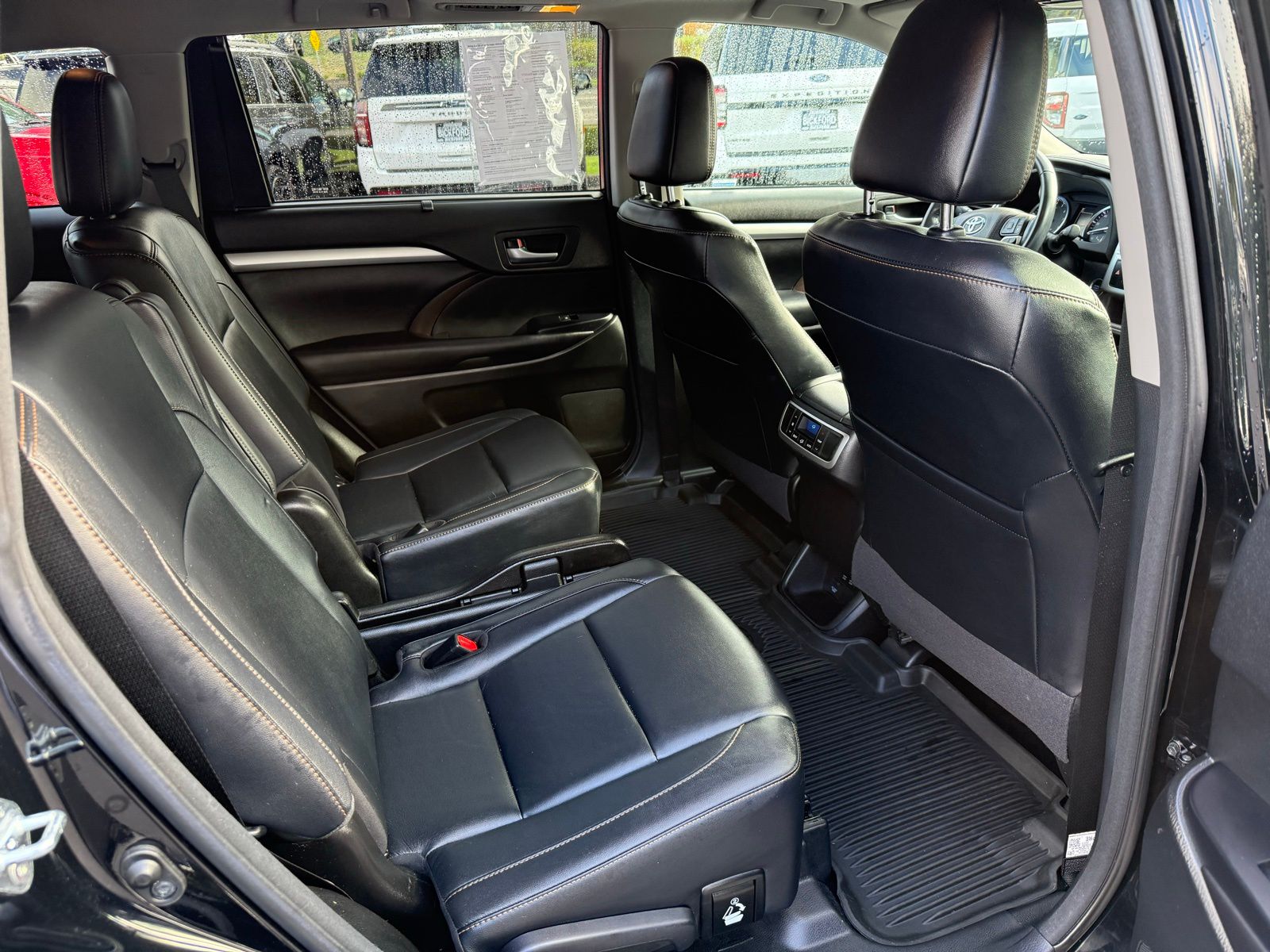 2017 Toyota Highlander XLE photo 17