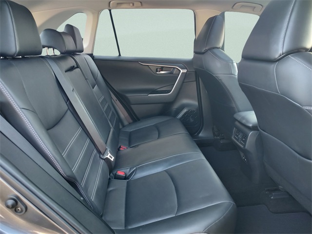 2019 Toyota RAV4 Limited photo 29