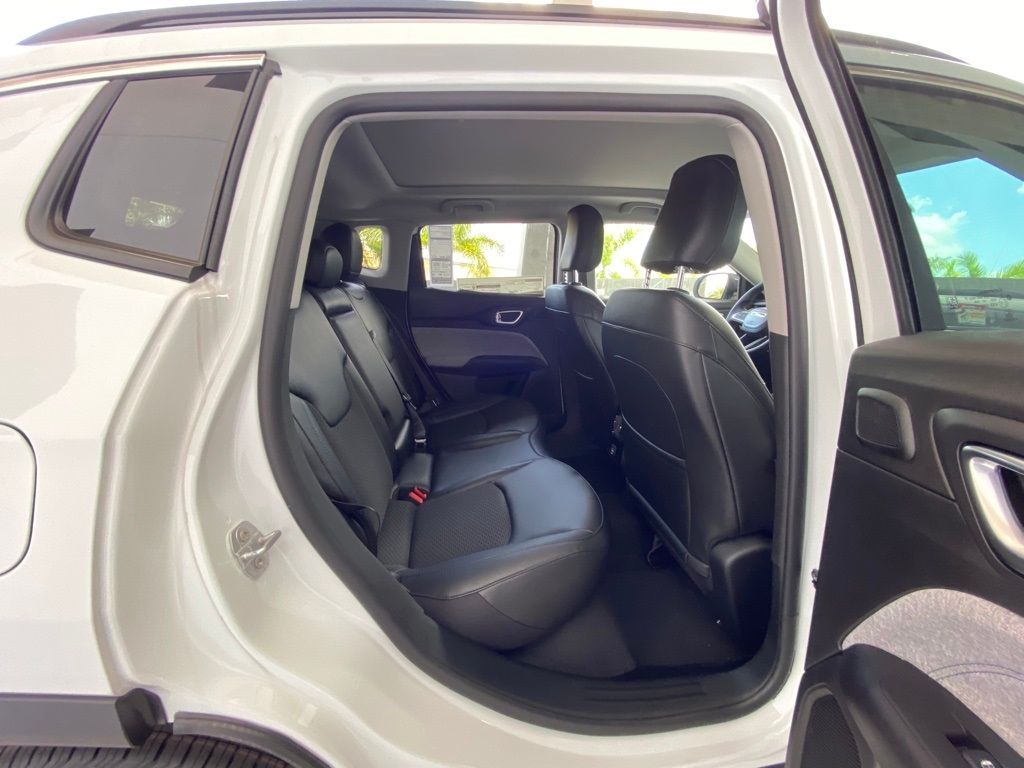 2022 Jeep Compass Latitude photo 20