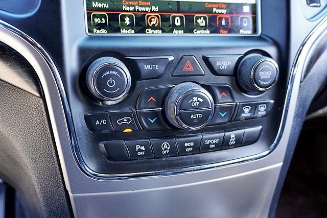 2018 Jeep Grand Cherokee Altitude photo 17