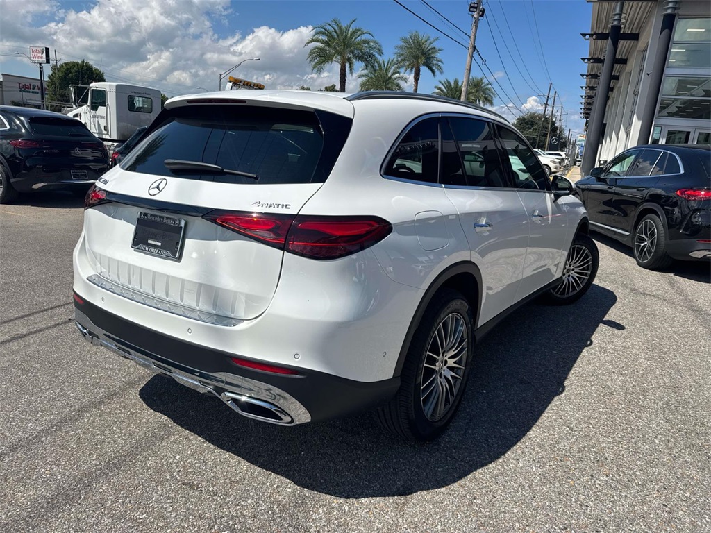 2025 Mercedes Benz GLC 300 4MATIC photo 5