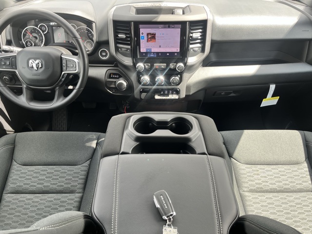 2025 Ram 1500 Tradesman photo 7