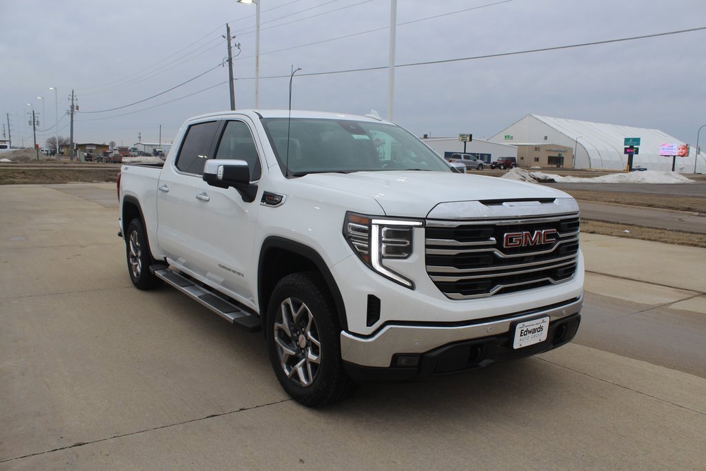 2026 GMC Sierra 1500 SLT's photo