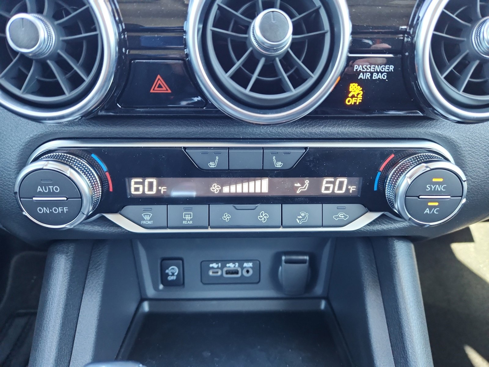2025 Nissan Sentra SR photo 16