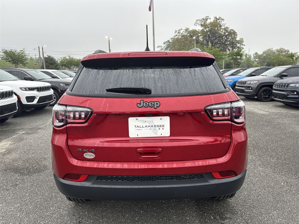 2025 Jeep Compass Latitude photo 4