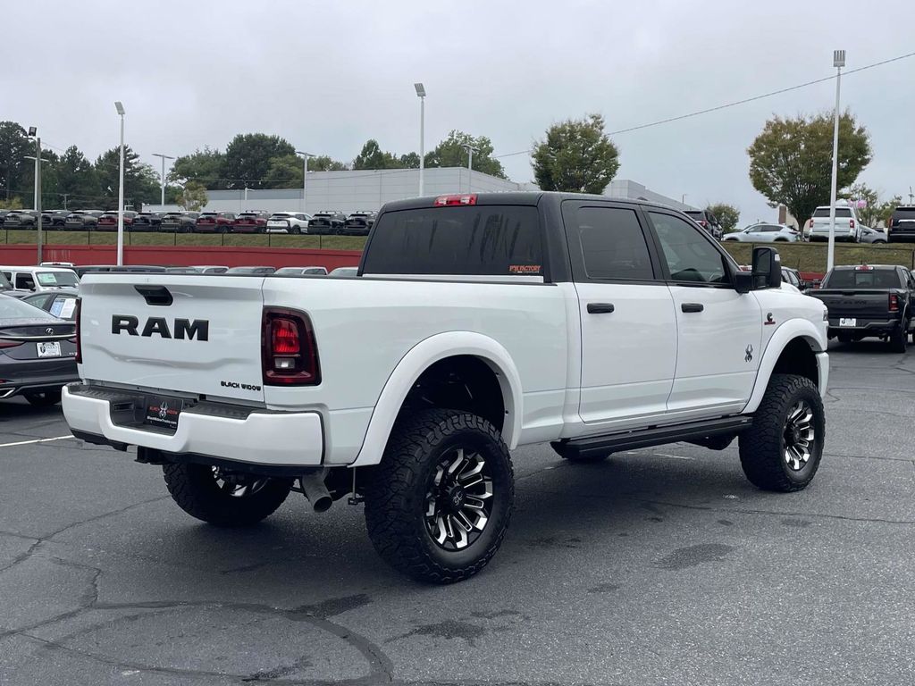 2025 Ram 2500 Big Horn photo 7