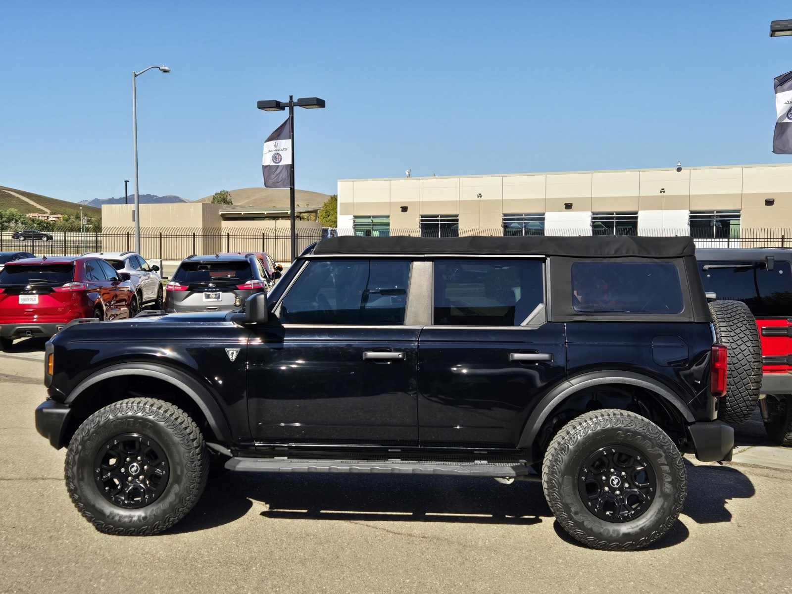 2022 Ford Bronco Base photo 7
