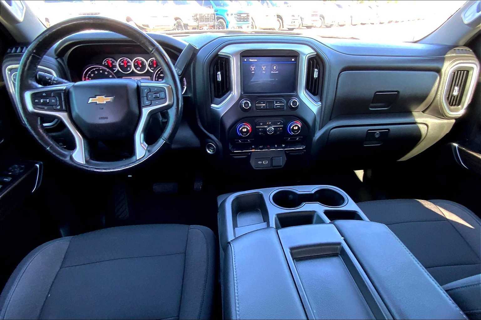 2019 Chevrolet Silverado 1500 LT photo 14