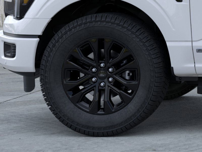 2025 Ford F-150 Lariat photo 4
