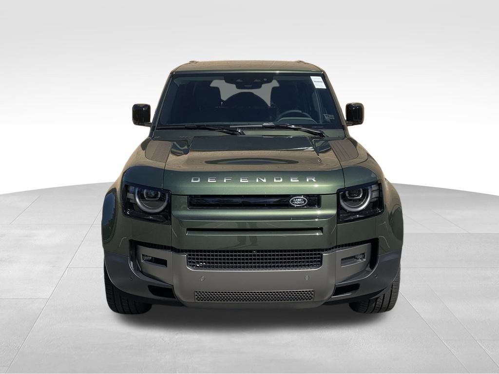 2026 Land Rover Defender 110 S photo 2