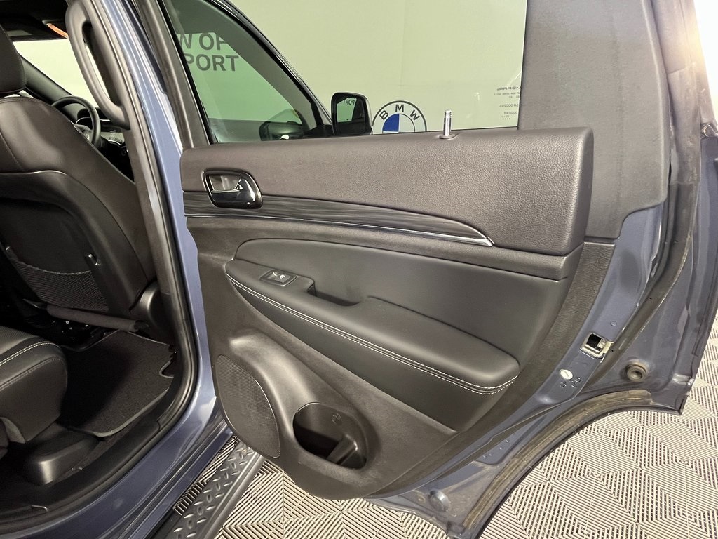 2021 Jeep Grand Cherokee Anniversary Edition photo 22