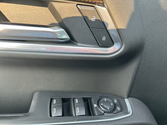 2025 Chevrolet Silverado 1500 RST photo 11