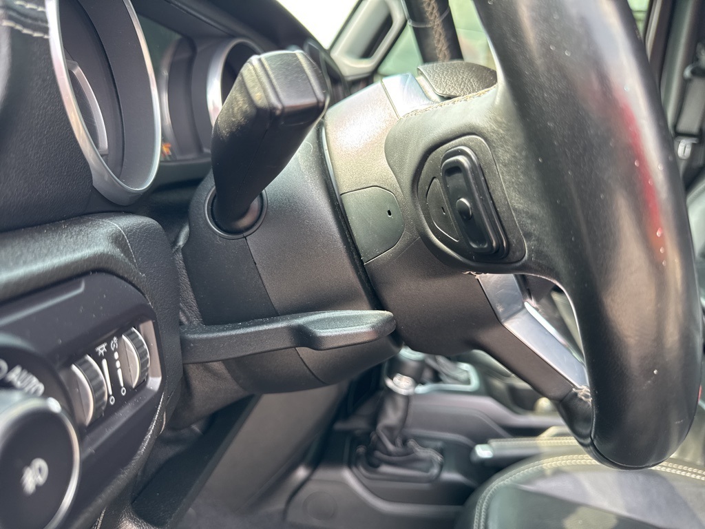 2018 Jeep Wrangler Unlimited Sahara photo 46