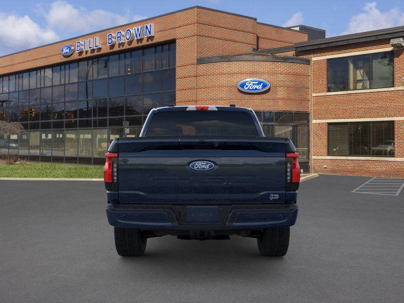 2025 Ford F-150 Lightning photo 5