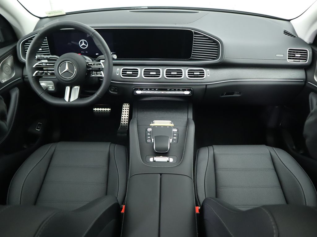 2025 Mercedes Benz GLS 450 4MATIC photo 14