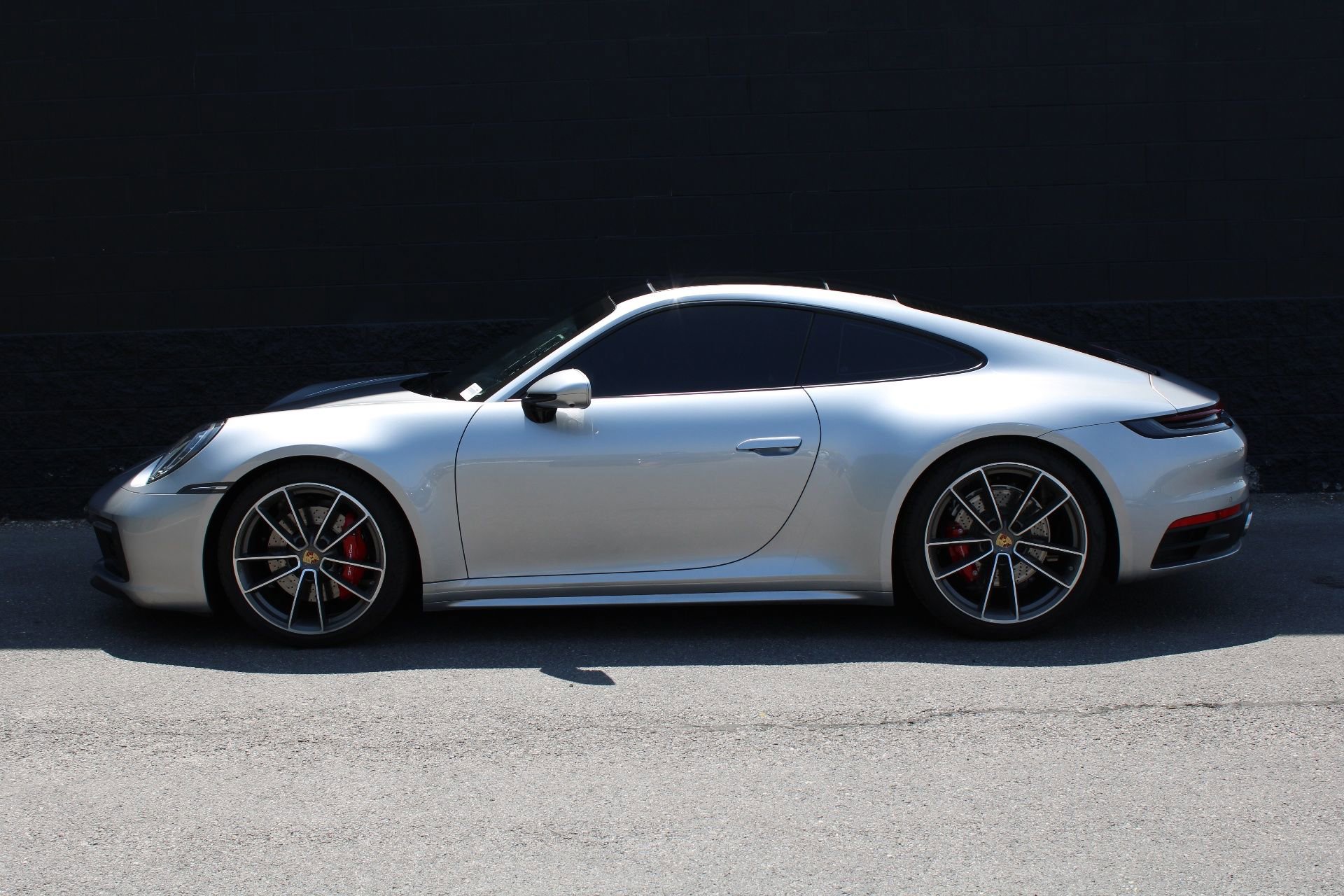 2024 Porsche 911 4S photo 2
