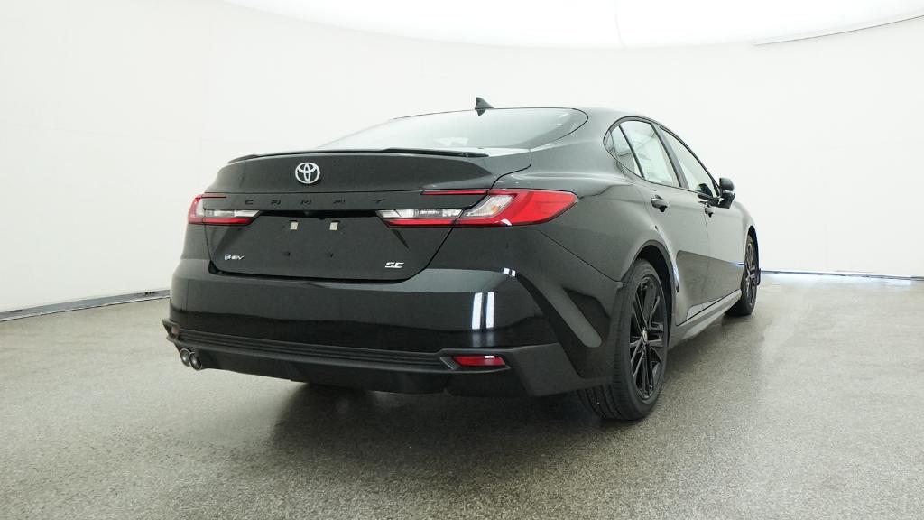 2025 Toyota Camry SE photo 17
